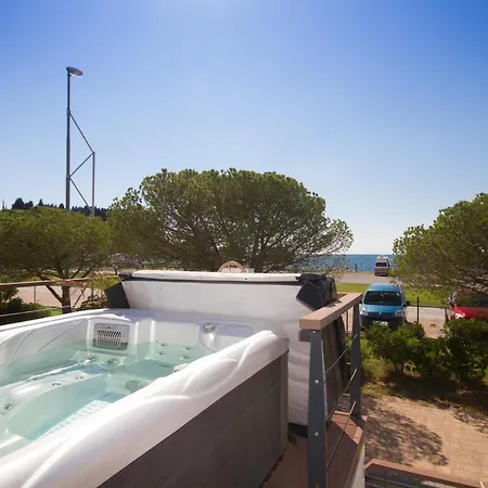 Bamboo Floating House * Portorož
