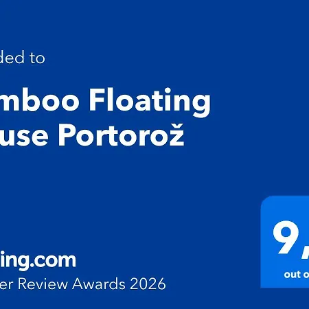 Bamboo Floating House Daire Portorož