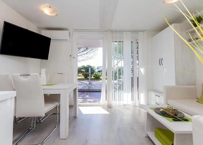 Daire Bamboo Floating House