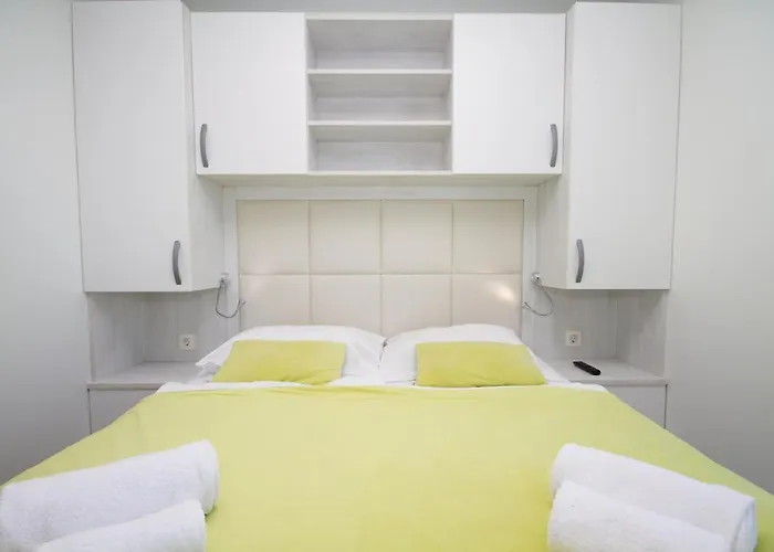 Bamboo Floating House * Portorož